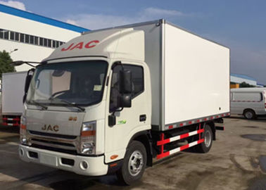 China JAC 4x2 refrigeró el camión de la caja 5 toneladas pared interna/externa de fibra de vidrio para la comida congelada proveedor