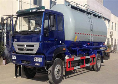 China Camiones que llevan del cemento de la rueda de HOWO 6, seguridad/confiabilidad del camión del tanque del bulto de 4x2 10m3 altas proveedor