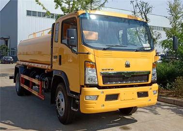 China El policía motorizado de Sinotruck HOWO 4x2 6 10 toneladas riega el camión de petrolero 10000 litros del agua de camión de la regadera proveedor