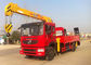 Dongfeng 4x2 camión de la grúa de 4 toneladas, camión de 2 árboles montó la grúa telescópica proveedor