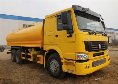 China El camión del policía motorizado de Sinotruk HOWO 10, 18000L 20000L 18 toneladas 20 toneladas riega el camión de petrolero proveedor