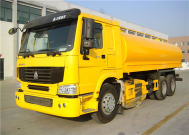 China Camión del transporte del agua de las ruedas 20M3 de HOWO 10, remolque de Bowser del agua 20 toneladas proveedor