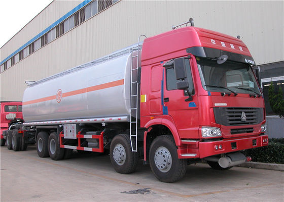 comprar Remolque resistente del tanque de aceite de HOWO 8x4, 30 cbm 30000 L - 35000 L camión del tanque de aceite Fabricación en línea