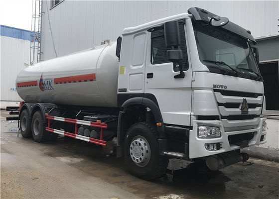 comprar camión de petrolero de la cola cortada de 20M3 20000L, camión de petrolero del LPG del policía motorizado de HOWO 6x4 10 Fabricación en línea