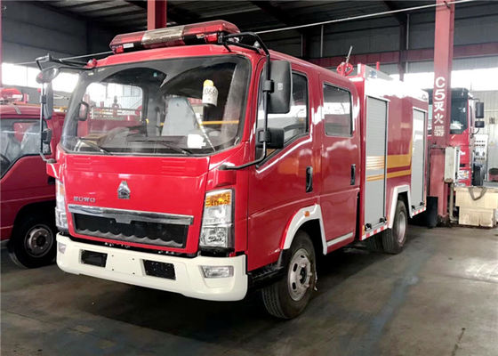 comprar Camión de la lucha contra el fuego de la espuma del agua de SINOTRUCK, camión de la lucha contra el fuego de los vehículos de rescate de HOWO 4x2 Fabricación en línea
